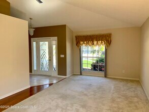 1213 Foxridge Pl in Melbourne, FL - Building Photo - Building Photo