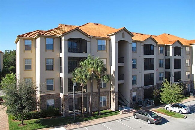 1370 Tuscan Terrace-Unit -2203 in Davenport, FL - Building Photo - Building Photo