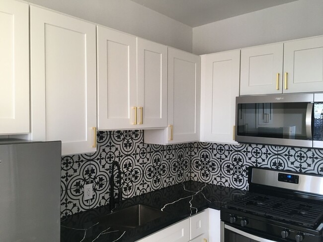 La Marquise in Los Angeles, CA - Building Photo - Building Photo