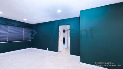 1600 N 73rd Way in Hollywood, FL - Building Photo - Building Photo