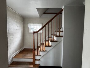 322 Woodland Ave in Grove City, PA - Building Photo - Building Photo