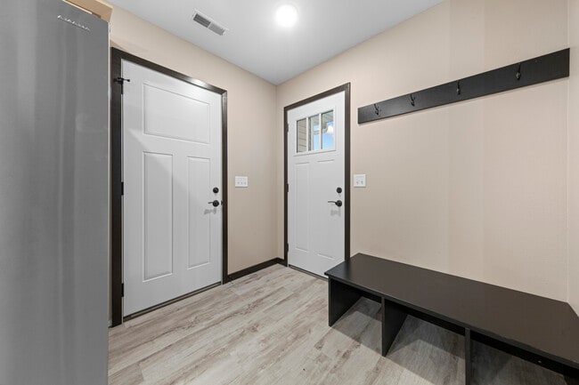 3200 Noble Dr in Mankato, MN - Foto de edificio - Building Photo