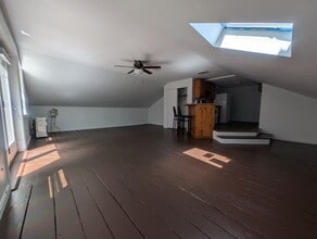 688 Middle St in Bath, ME - Building Photo - Building Photo