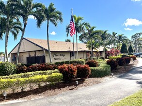 818 Sky Pine Way in Greenacres, FL - Building Photo - Building Photo