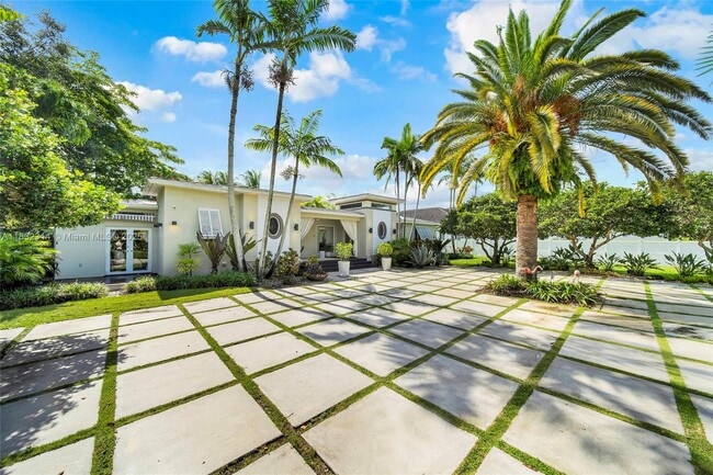 property at 6645 SW 73rd Ct