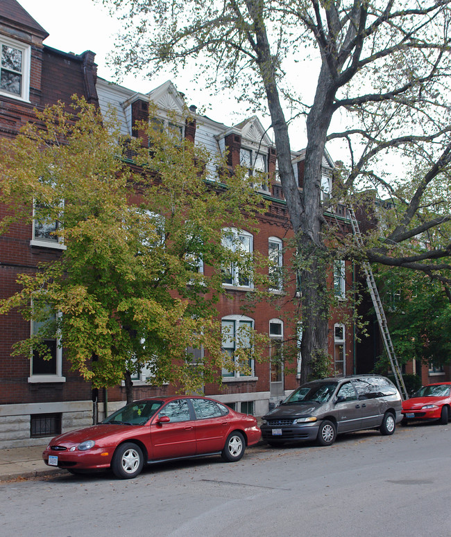 729 Shenandoah Ave in St. Louis, MO - Building Photo - Building Photo