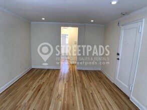 80 St Paul St in Brookline, MA - Building Photo - Building Photo
