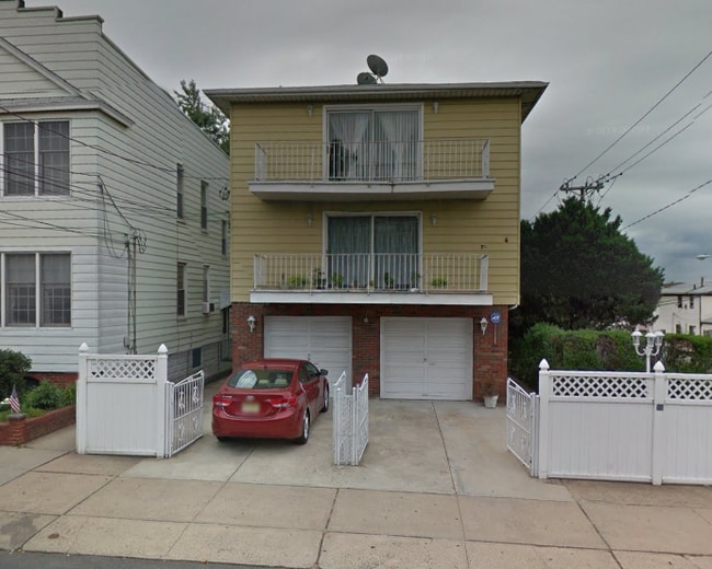 89 McAdoo Ave, Unit 1