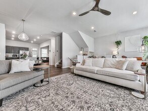 499 Bishop Ln in Woodstock, GA - Building Photo - Building Photo