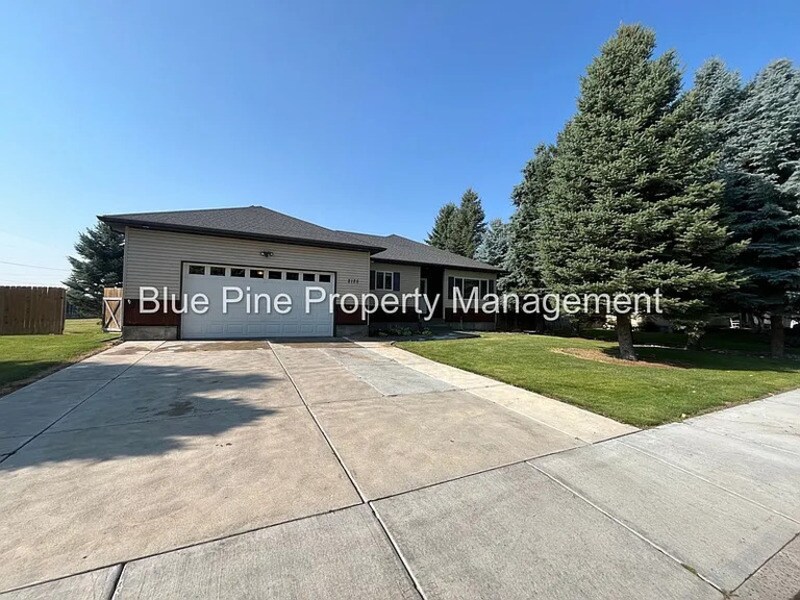 2125 Saddle Ln in Idaho Falls, ID - Building Photo