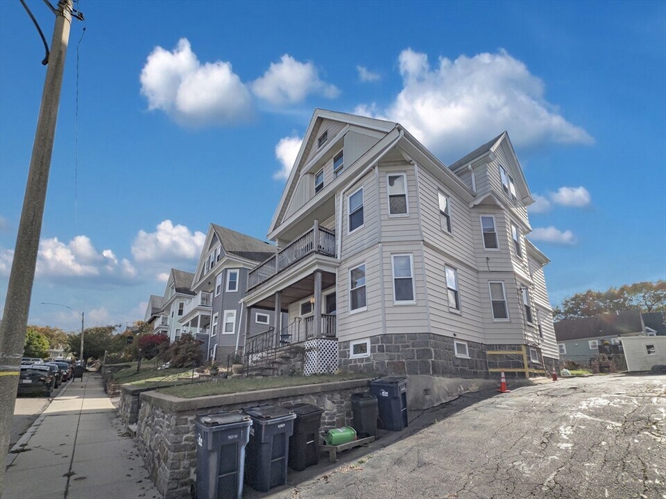 45 Montvale St in Boston, MA - Building Photo