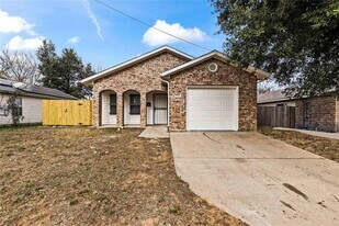 2723 Parsons St in Dallas, TX - Building Photo