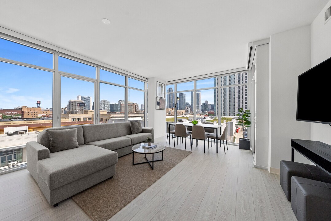 354 N Union Ave in Chicago, IL - Building Photo