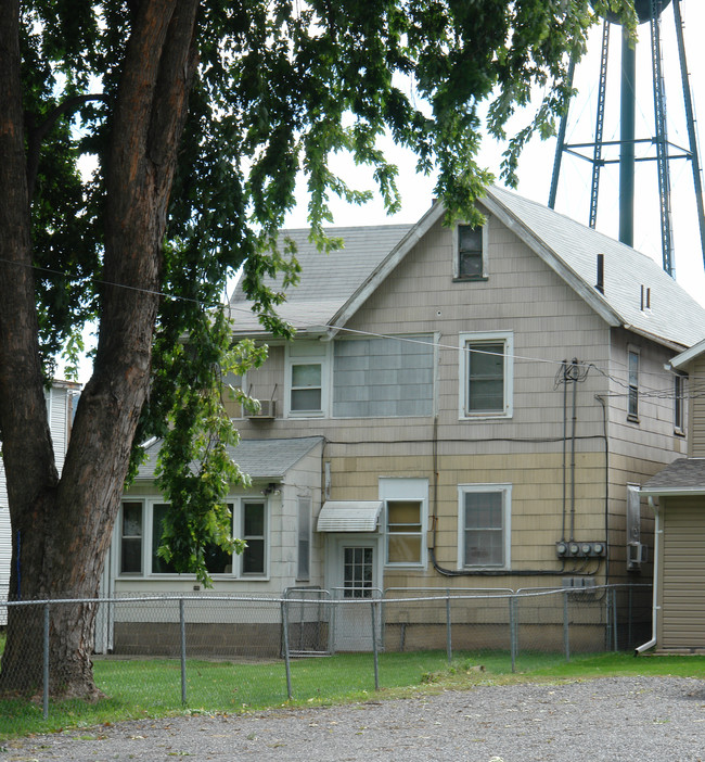 943-943 1/2 E 3rd St in Williamsport, PA - Building Photo - Building Photo