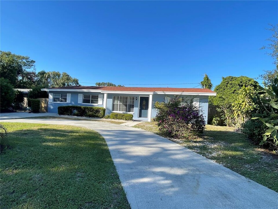 4603 W Villa Rosa St in Tampa, FL - Building Photo