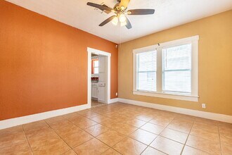 226 W Harding Blvd in San Antonio, TX - Building Photo - Building Photo