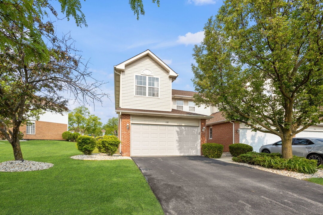 1132 Coventry Cir in Glendale Heights, IL - Building Photo
