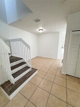 2732 SE 15th Pl in Homestead, FL - Building Photo - Building Photo