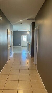 7816 Comal St photo'