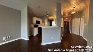 9615 Summer Vail in San Antonio, TX - Building Photo - Building Photo