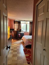 5225 Pooks Hill Rd, Unit 828S in Bethesda, MD - Foto de edificio - Building Photo