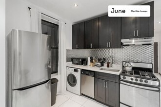 211 W 109th St in New York, NY - Building Photo - Building Photo