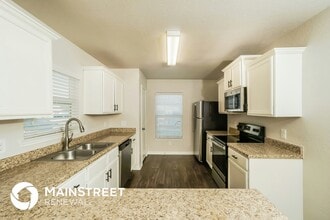 7326 Turnbow in San Antonio, TX - Building Photo - Building Photo