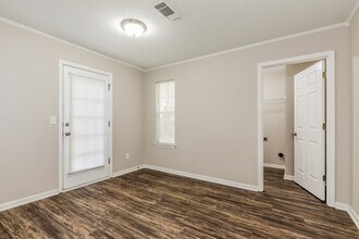 11132 James Madison Dr in Hampton, GA - Building Photo - Building Photo