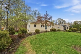 32 Coolidge Trail in Hopatcong, NJ - Building Photo - Building Photo