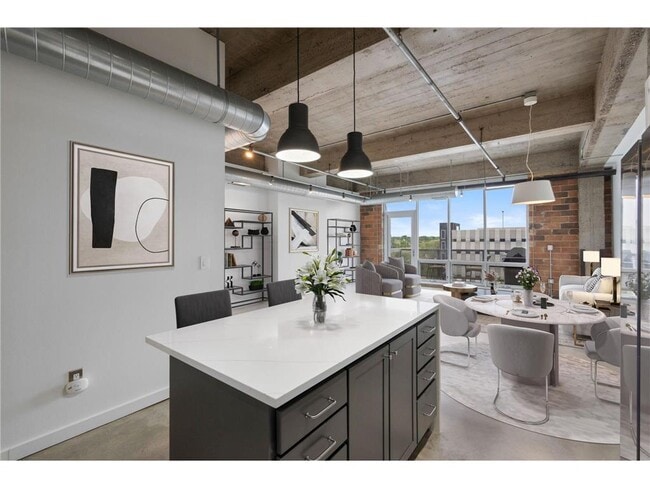property at 901 N 3rd St