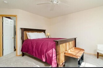 17756 96th Ave N in Maple Grove, MN - Building Photo - Building Photo