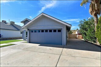 2013 Sun Country Dr in El Paso, TX - Building Photo - Building Photo