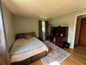 215 Mystic Ln in Rochester, NY - Building Photo - Building Photo