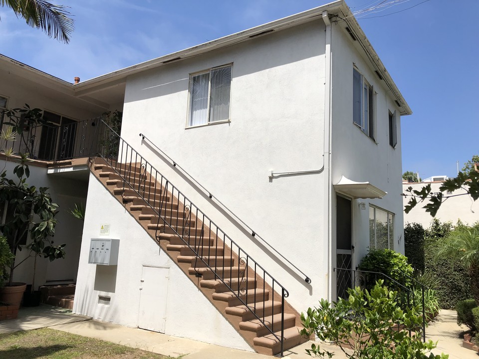 810-812 7th St in Santa Monica, CA - Building Photo