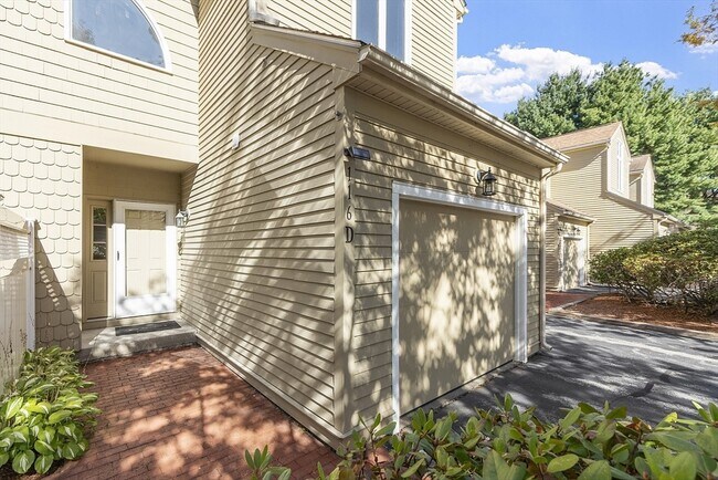 116 Broadmeadow St in Marlborough, MA - Foto de edificio - Building Photo