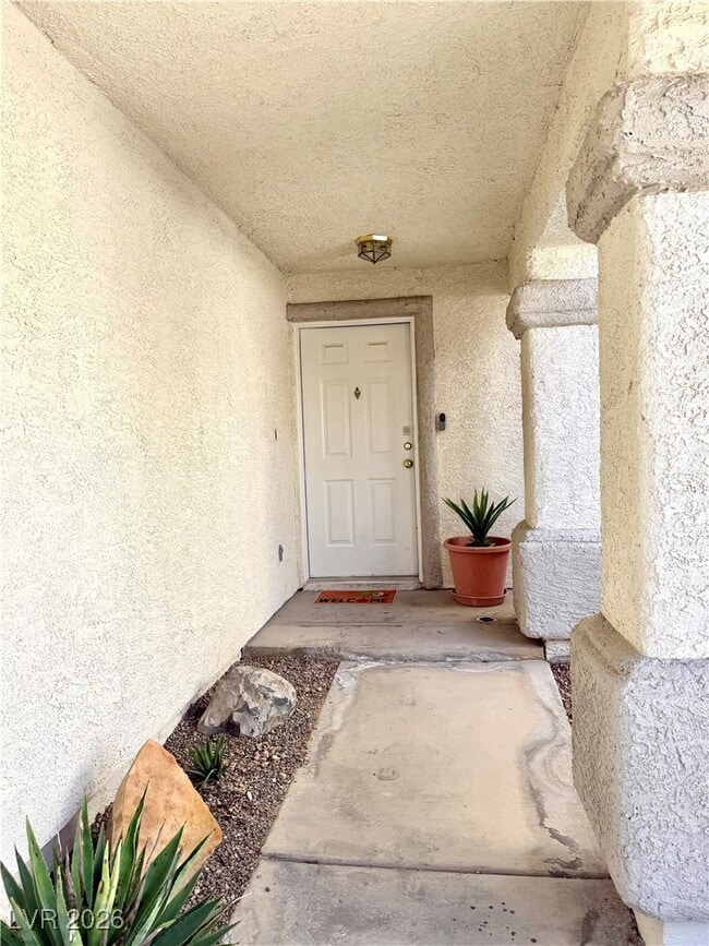 2710 Positive Ct in North Las Vegas, NV - Building Photo - Building Photo