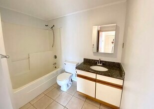 42 Prospect St, Unit #309 in Woburn, MA - Building Photo - Building Photo