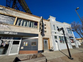 3800 Broadway Blvd, Unit B in Kansas City, MO - Foto de edificio - Building Photo