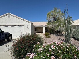 2308 Ryan Way in Bullhead City, AZ - Building Photo