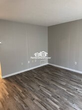 218 Candle Light Ln in Glen Burnie, MD - Building Photo - Building Photo