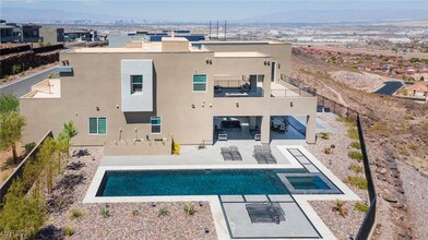 318 Shaded Canyon Dr in Henderson, NV - Foto de edificio - Building Photo