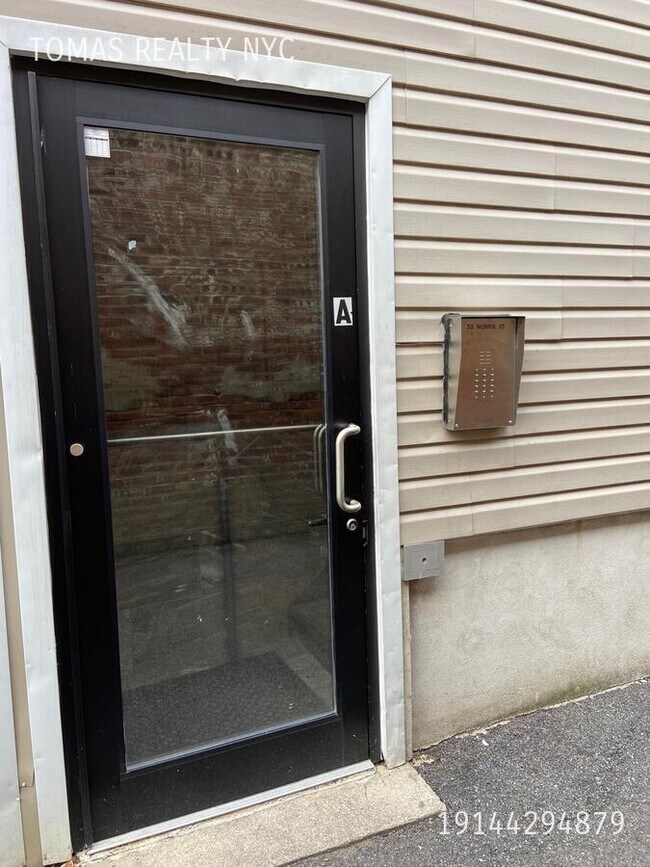 53 Morris St-Unit -1A in Yonkers, NY - Foto de edificio - Building Photo