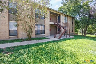 229 Craddock Ave in San Marcos, TX - Building Photo - Building Photo