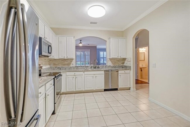 9801 Foxhall Way in Estero, FL - Building Photo - Building Photo