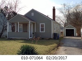 2385 Joyce Ave in Columbus, OH - Building Photo