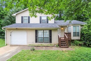 6202 St Christophers Ct in Lithonia, GA - Building Photo