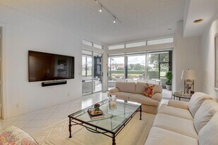 5801 NW 24th Ave, Unit 1001 in Boca Raton, FL - Building Photo