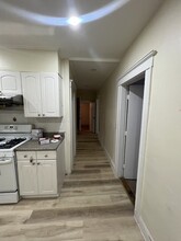 16 Billings Rd-Unit -2 in Quincy, MA - Building Photo - Building Photo