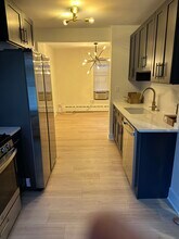 1516 Lee St in Evanston, IL - Foto de edificio - Building Photo