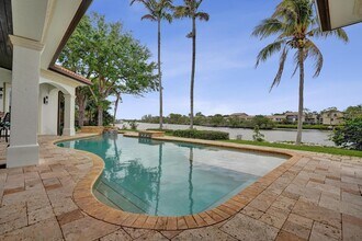 18669 SE Palm Island Ln in Jupiter, FL - Building Photo - Building Photo